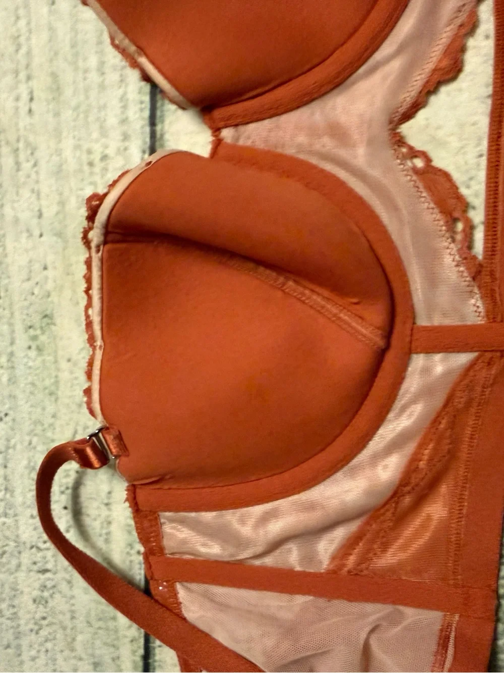 Victorias Secret rust lace very sexy bra. 36C